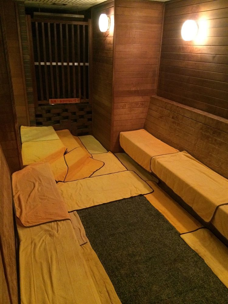 Capsule Hotel Asahi Plaza Shinsaibashi Ōsaka Extérieur photo