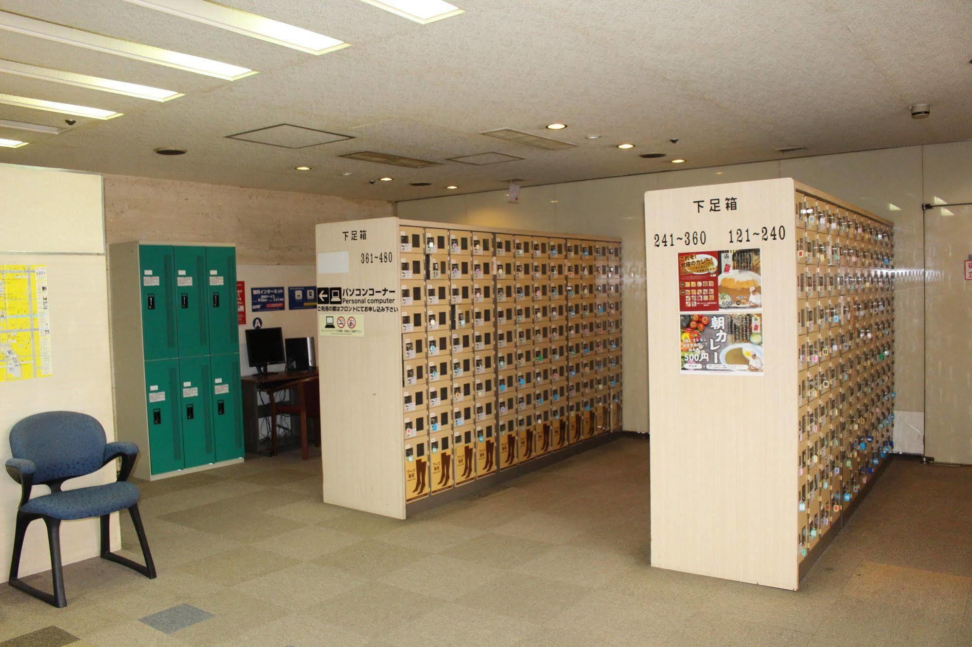 Capsule Hotel Asahi Plaza Shinsaibashi Ōsaka Extérieur photo