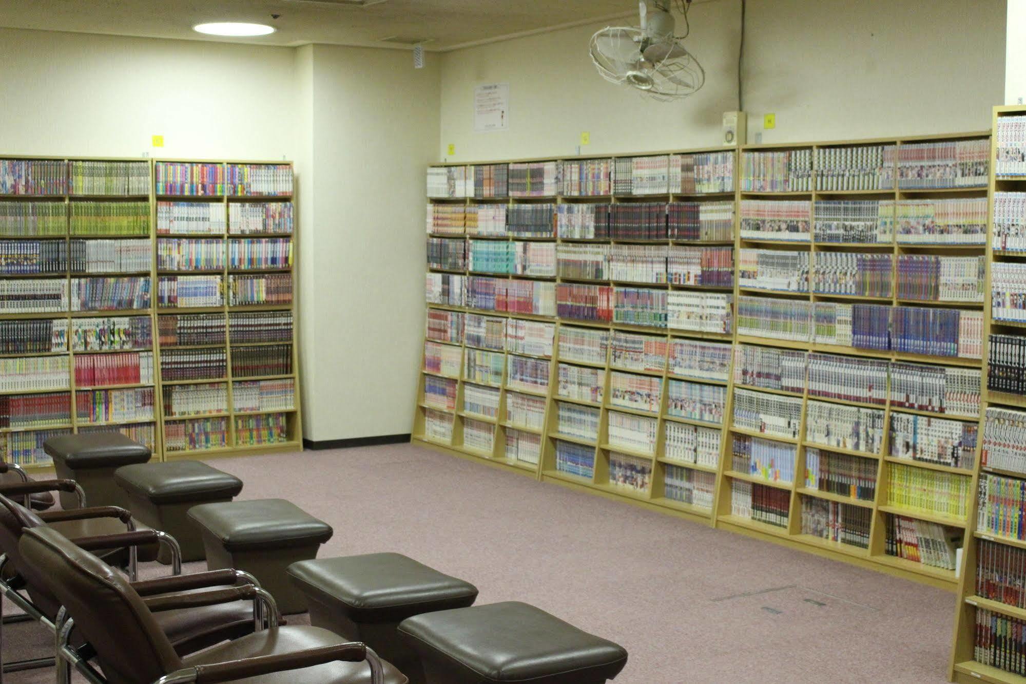 Capsule Hotel Asahi Plaza Shinsaibashi Ōsaka Extérieur photo
