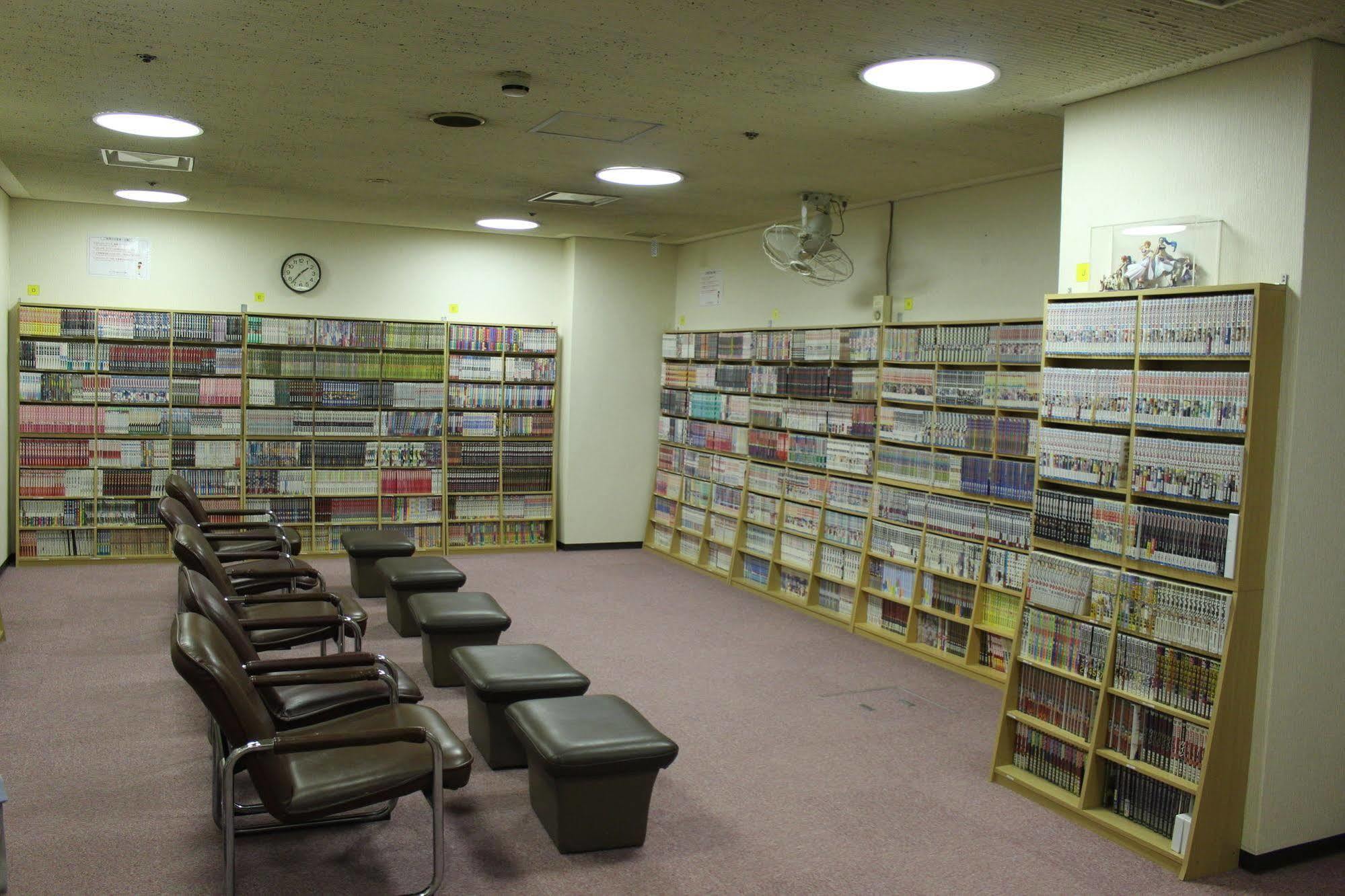 Capsule Hotel Asahi Plaza Shinsaibashi Ōsaka Extérieur photo