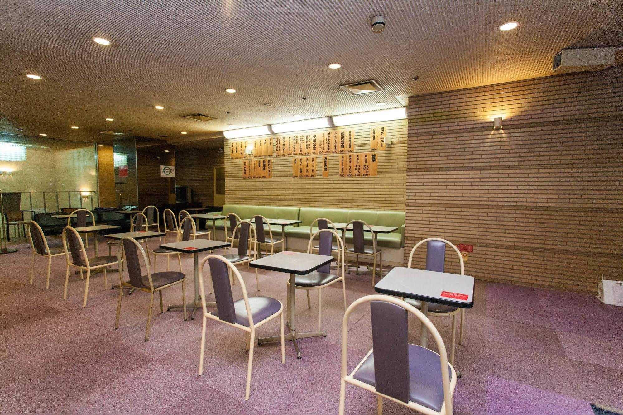 Capsule Hotel Asahi Plaza Shinsaibashi Ōsaka Extérieur photo