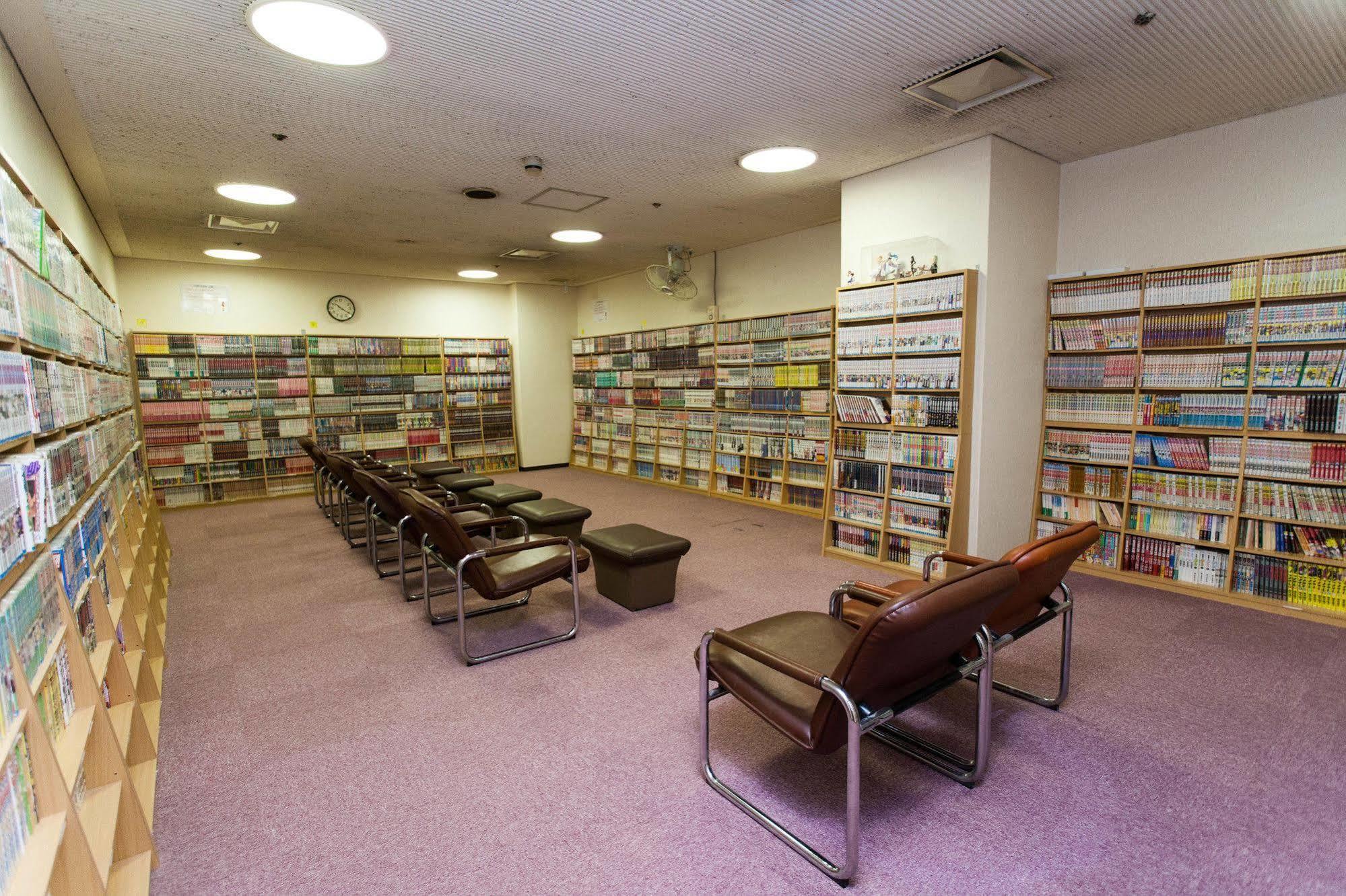 Capsule Hotel Asahi Plaza Shinsaibashi Ōsaka Extérieur photo